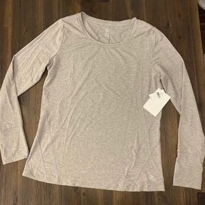 Gap fit Breathe Top